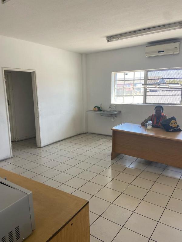 To Let commercial Property for Rent in Deal Party Eastern Cape